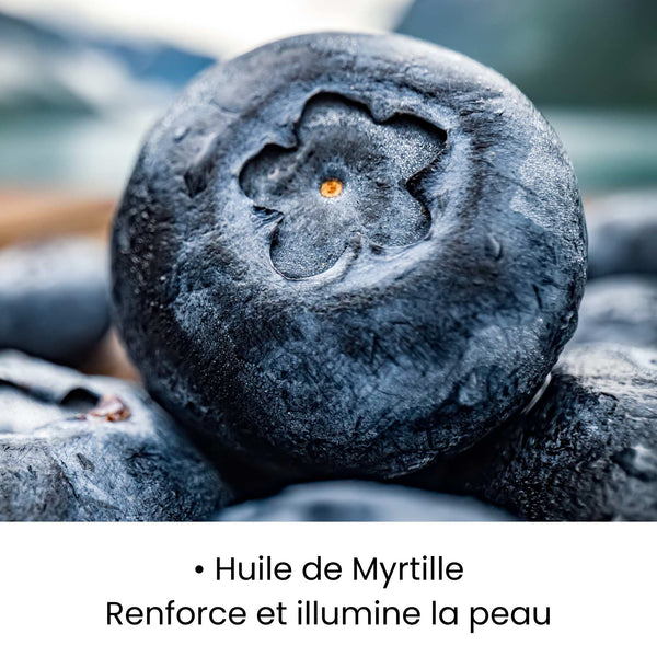 Huile de myrtille utilisée dans les soins KALYAË ORIGIN, reconnue pour renforcer et illuminer la peau.